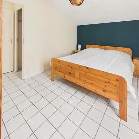 450m De La Jetee D'ares, Maison Pour 4 بيت للعطل آريس
